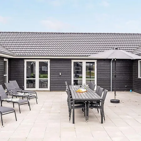Ferienhaus Luxury House For 20