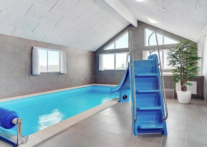 Luxury House For 20 - By Traum *