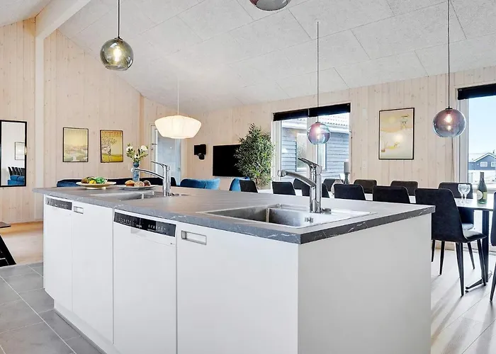 Luxury House For 20 - By Traum * Sarup