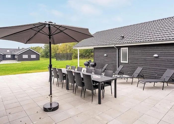 Dom wakacyjny Luxury House For 20 - By Traum Sarup